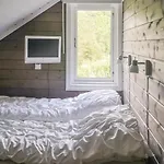 Cozy In With House Sea View Hebnes