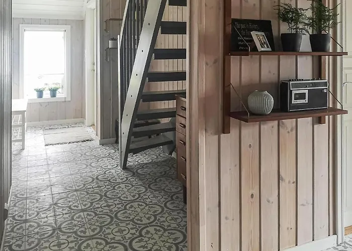 בית נופש Stunning In With Kitchen Hebnes