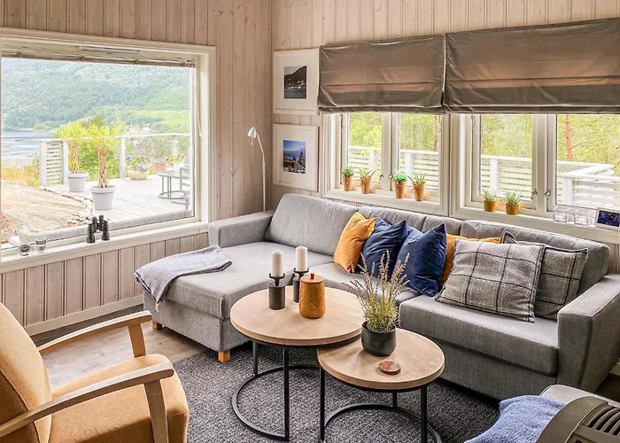 Stunning In With Kitchen *