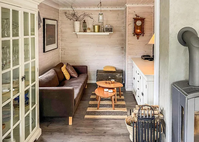 Stunning In With Kitchen Vakantiehuis *