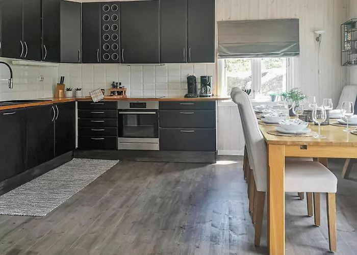 Stunning In With Kitchen Vakantiehuis Hebnes